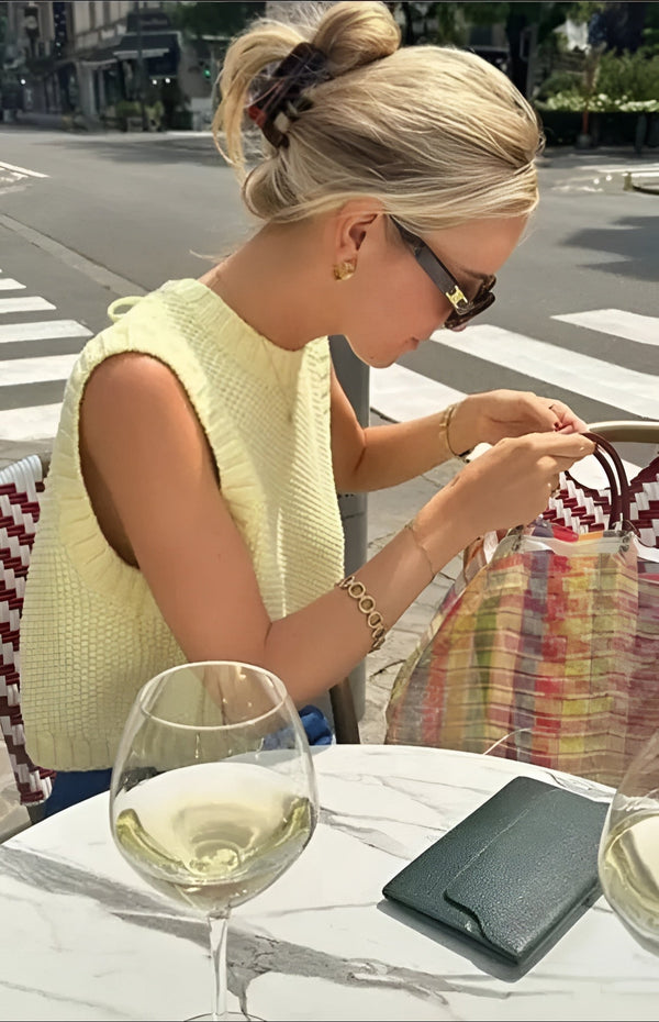 ChiChac Débardeur Tricoté Femme – Col Rond, Sans Manches, Dos Lacé, Style Décontracté Sexy